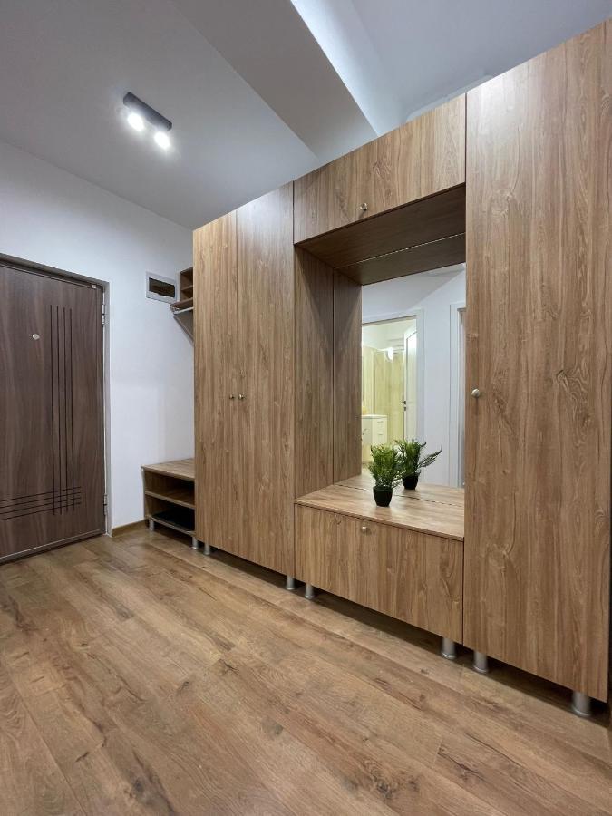 Luxury Q Residence Near Palas Mall Iasi Exterior photo